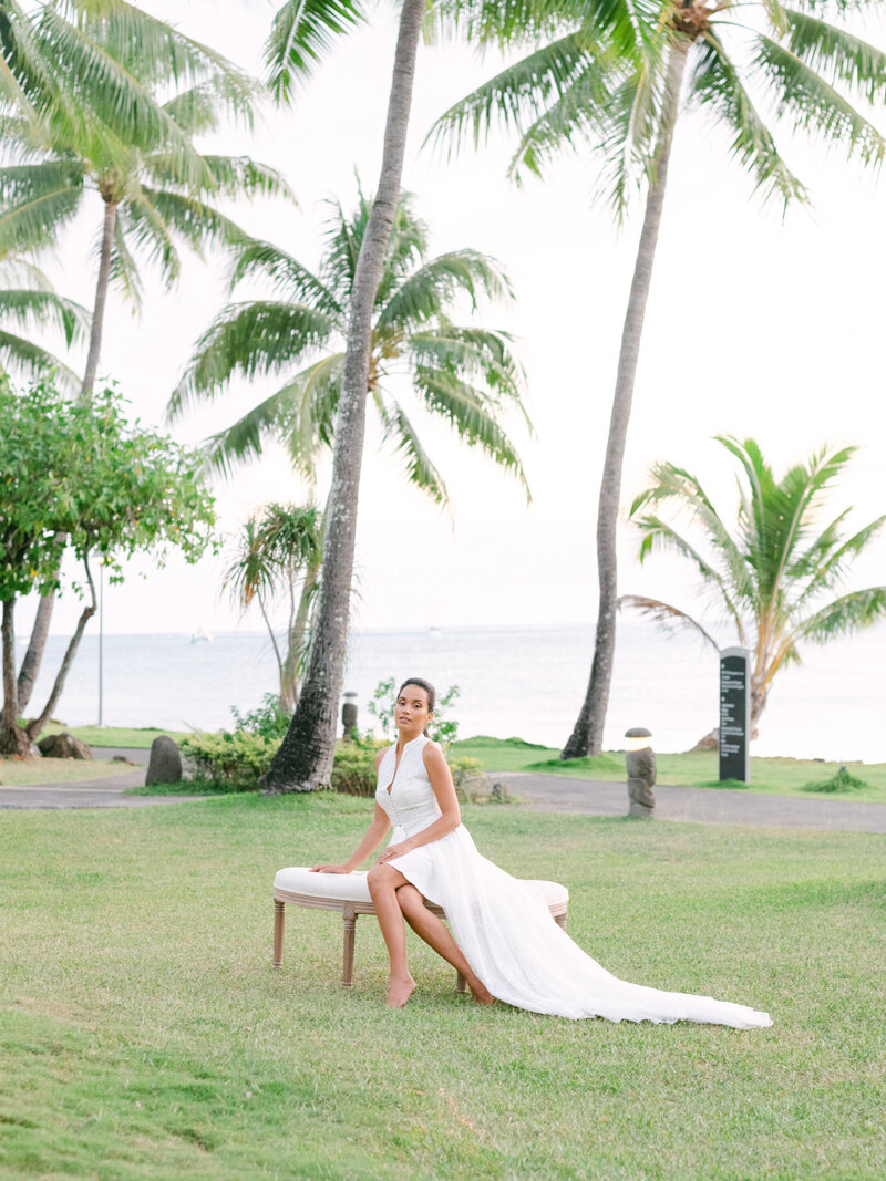 Styled shooting in Tahiti Bridal dress with design under the palm tropical wedding