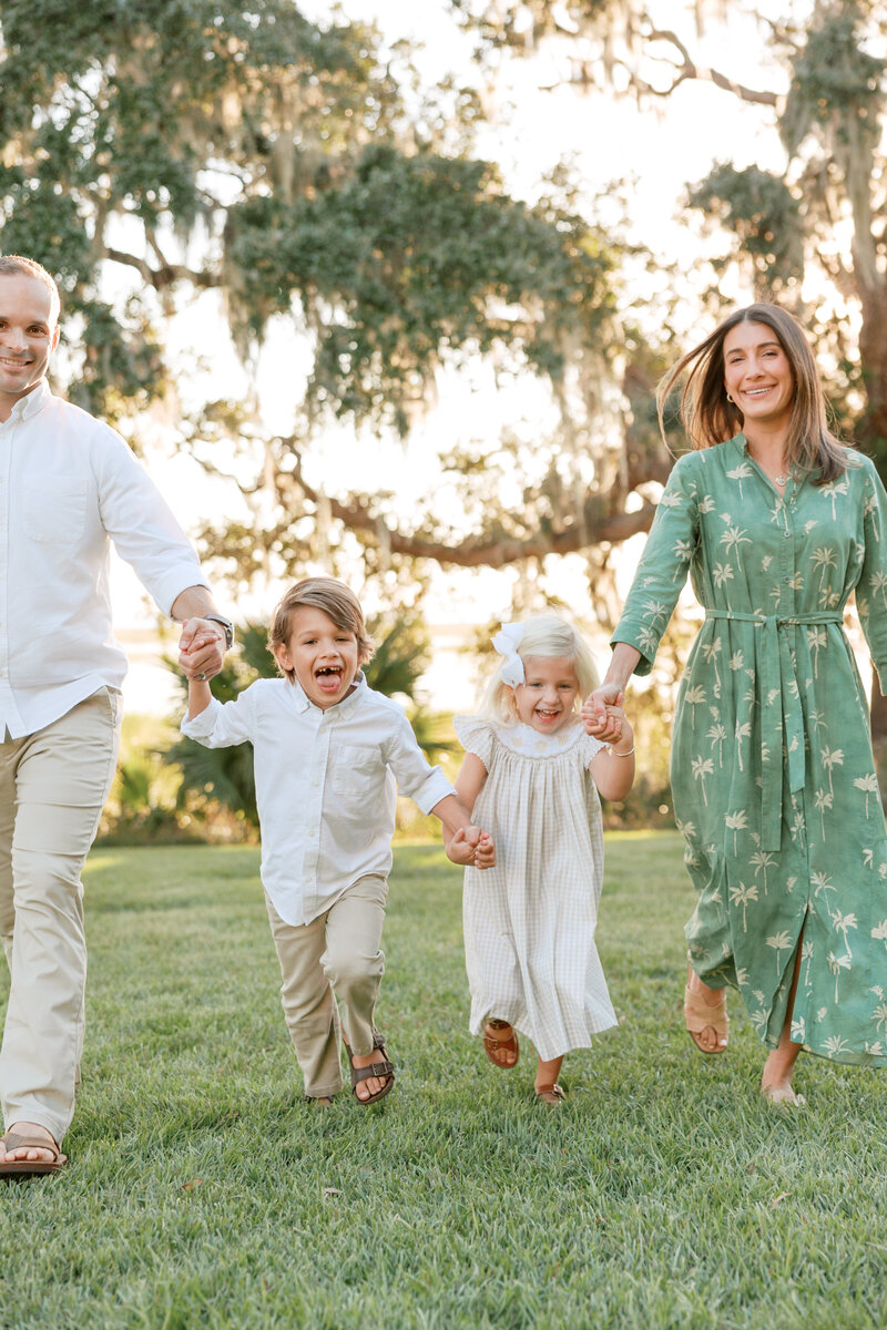 CBP_2024FallFamilyPortraits__Blank_Final-15 (1)