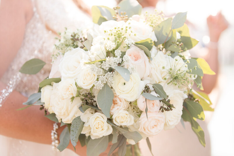 michigan wedding photographer flowers white light
