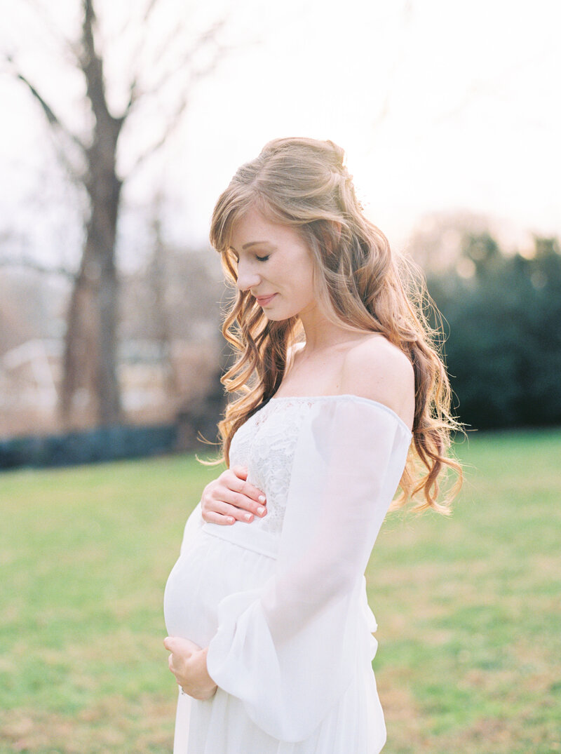 Klaire-Dixius-Photography-Rust-Manor-House-Leesburg-Virginia-Maternity-Session-Billy-Amber-13
