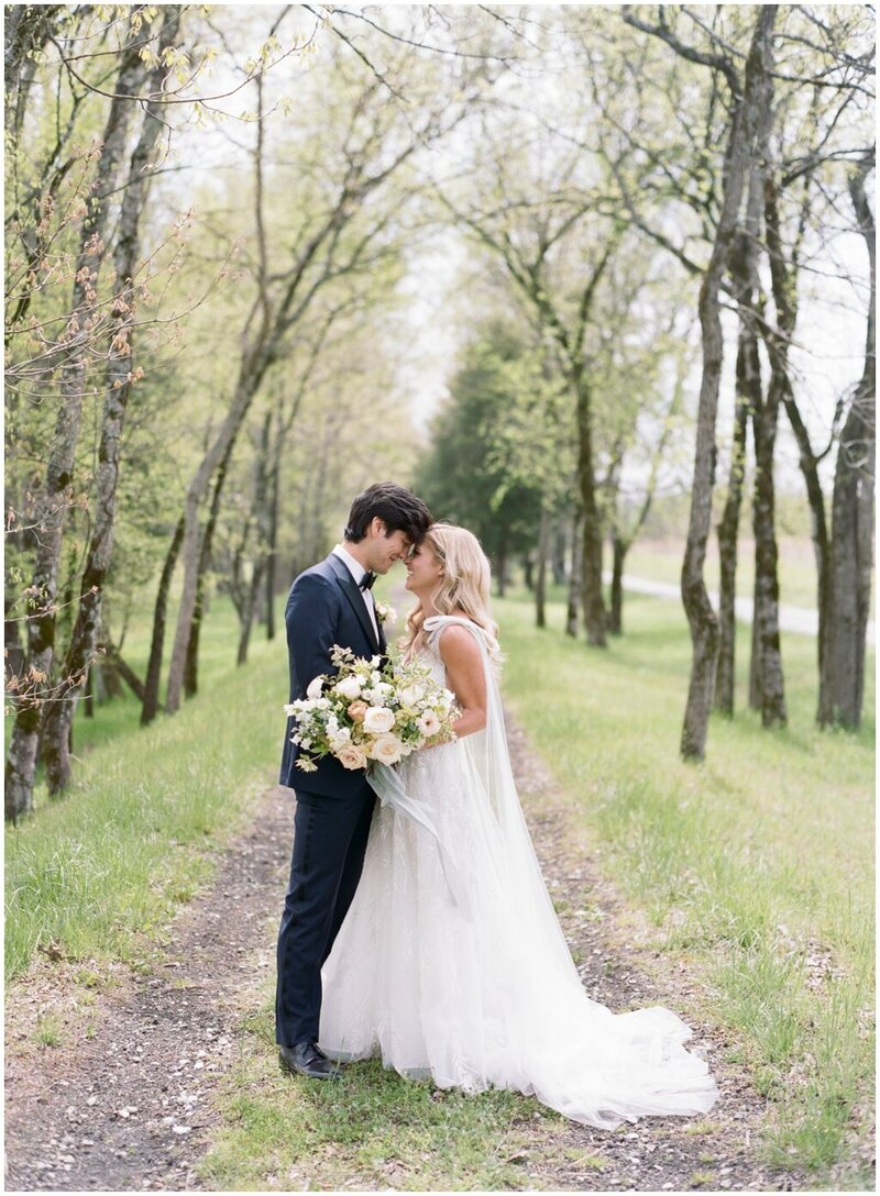 marblegate_farm_spring_wedding_knoxville_abigail_malone_photography_0055-3