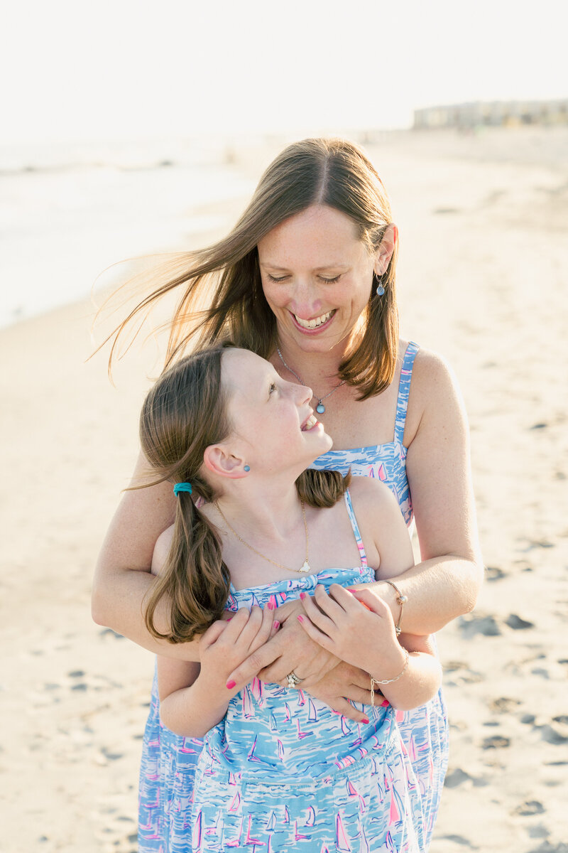 Mother and daughter beach photos in Ocean City, NJ.