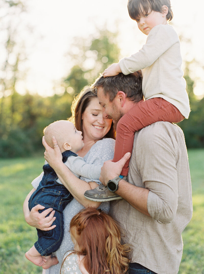 Baltimore family photo by in home family photographer megan bennett photography