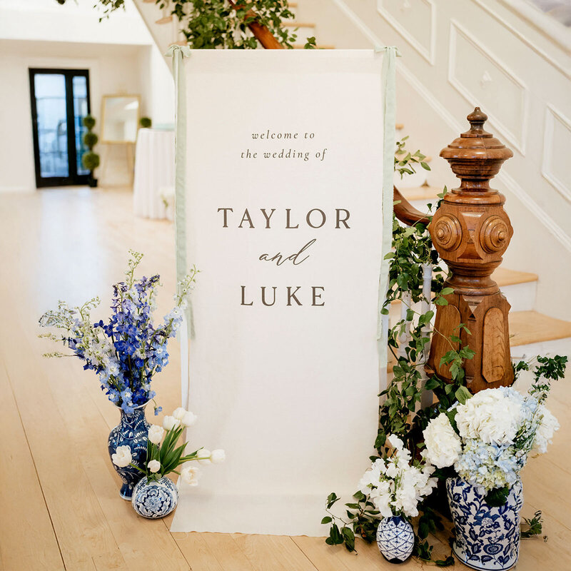pixels-and-wood-welcome-sign-linen-winston-salem-wedding-sq