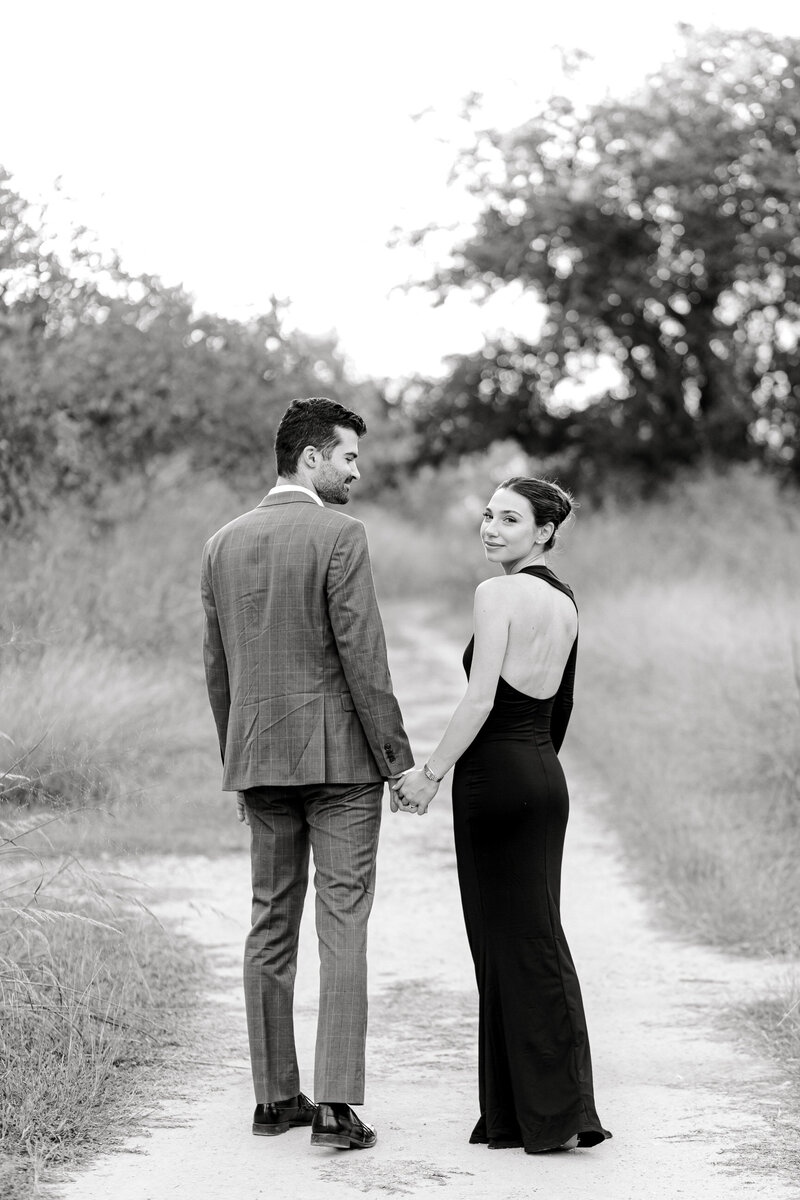 Gaby-Caskey-Photography-Cibolo-Nature-Center-Engagement-Session-Taline-Vicken-63