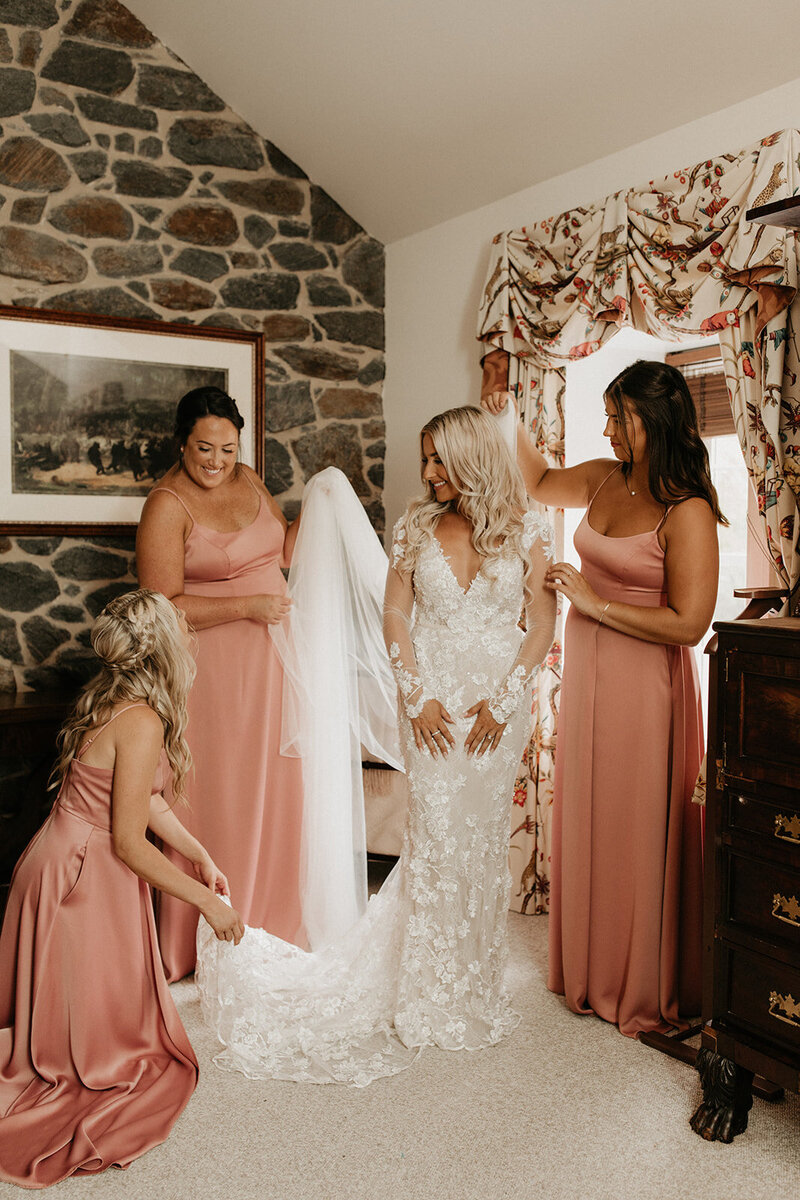 037_Avery_Alec_Wedding_8.21.21-303