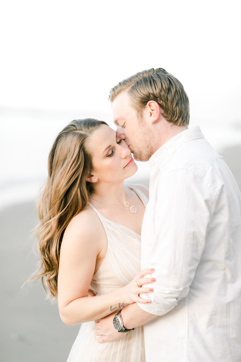 Ashley & Lou_Engaged_Beach_1041
