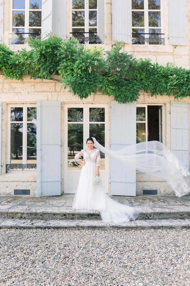 Victoria Engelen Flowers - A White Wedding in a French Chateau - JoannaandMattWedding_DariaLormanPhotography-558