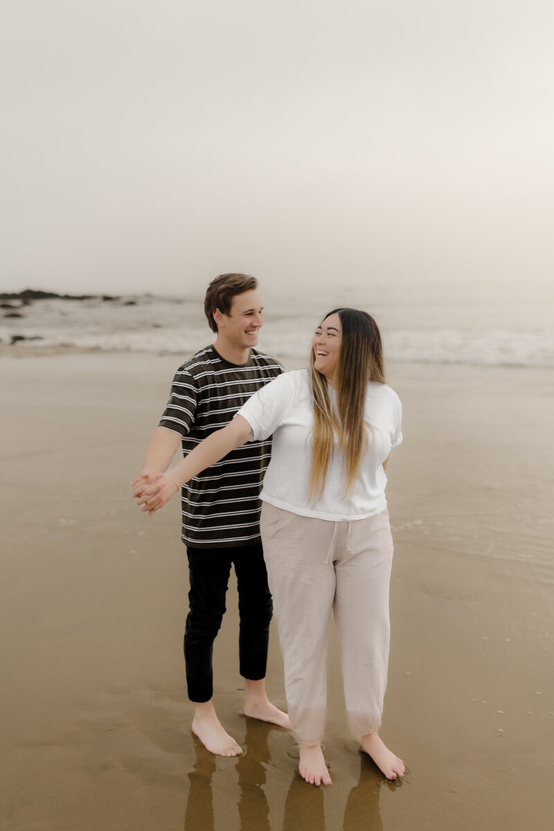 Beach Engagement Pictures 23