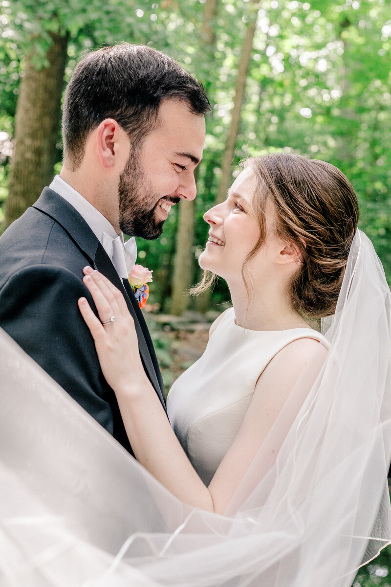 vibrant-catholic-wedding-in-reston-virginia-00013