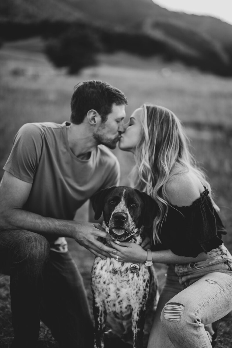 dog-with-engaged-couple-portrait