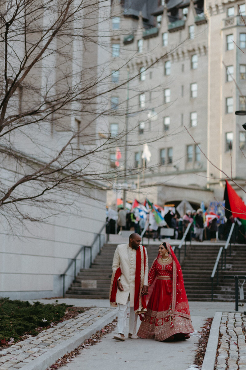 Hindu wedding downtown Ottawa in the fall