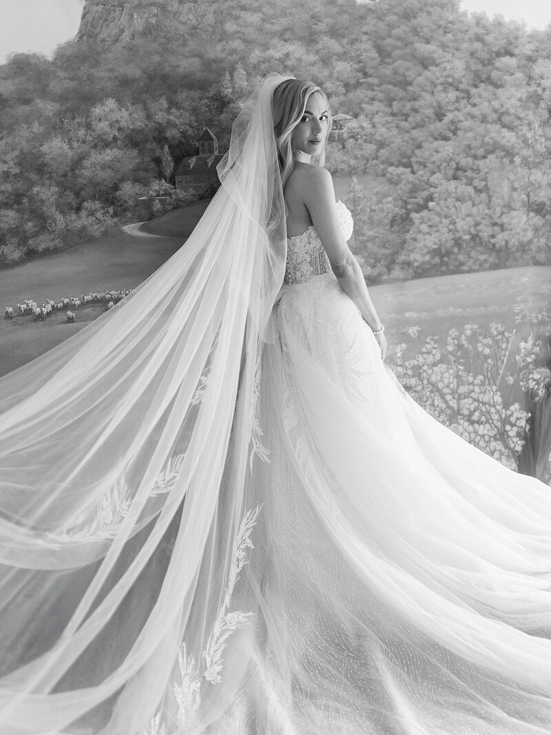 2 - Summer and Paris Wedding - First Look - 100_websize 2 - Summer and Paris Wedding - First Look - 100_websize