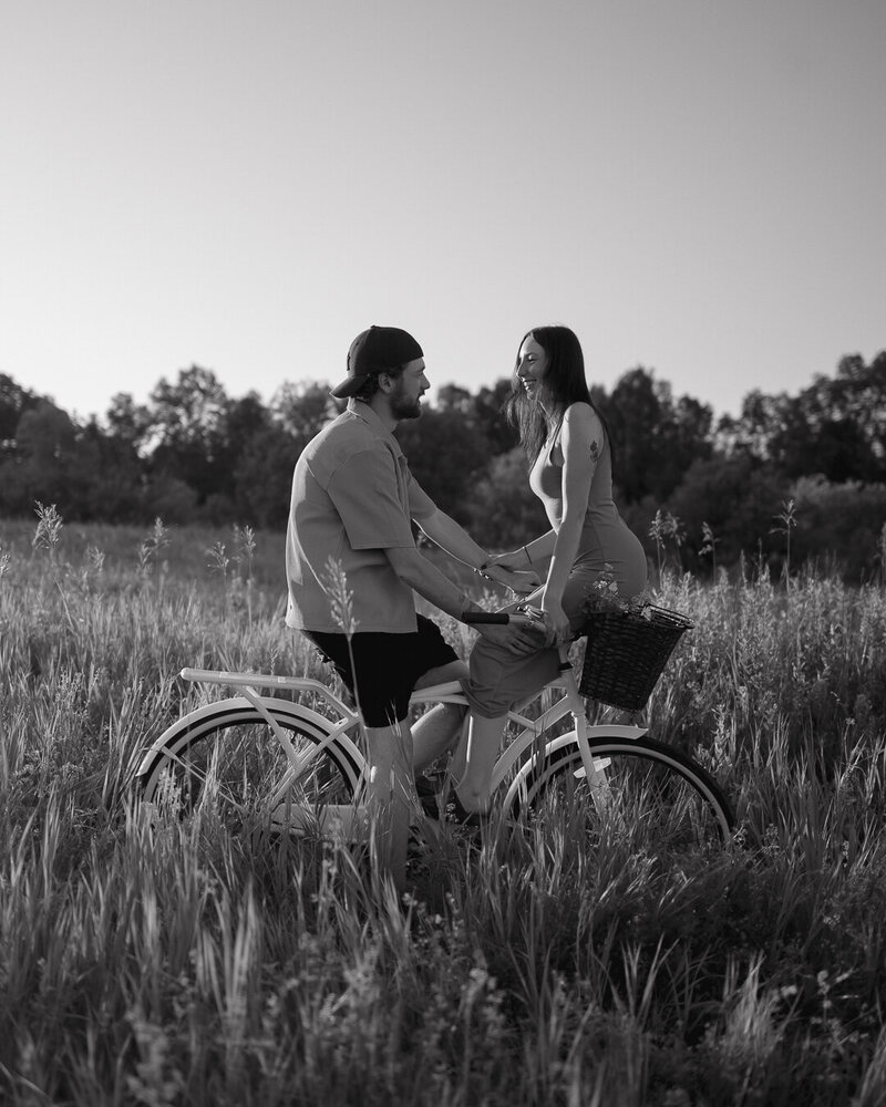 bike-session-romantic