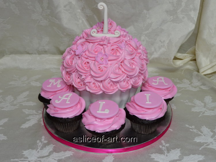 giant cupcake