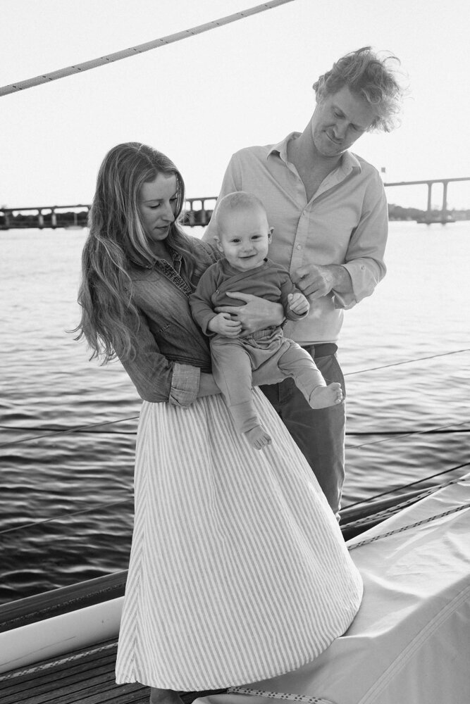 Charleston-SC-boat-marina-family-engagement-6