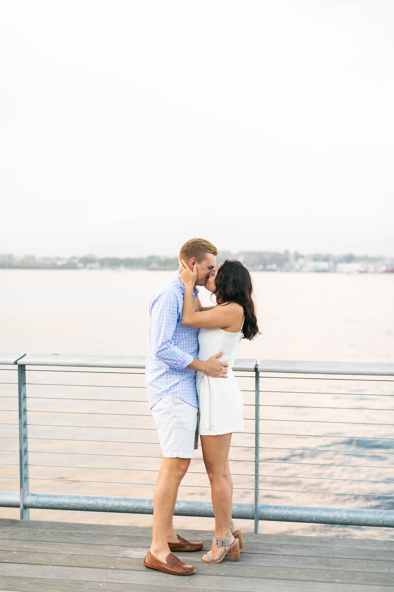 2021july14th-seaport-district-boston-engagement-photography-kimlynphotography0076