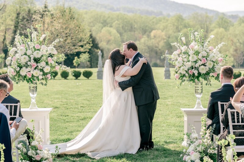 intimate-fine-dining-wedding-in-washington-virginia-00007