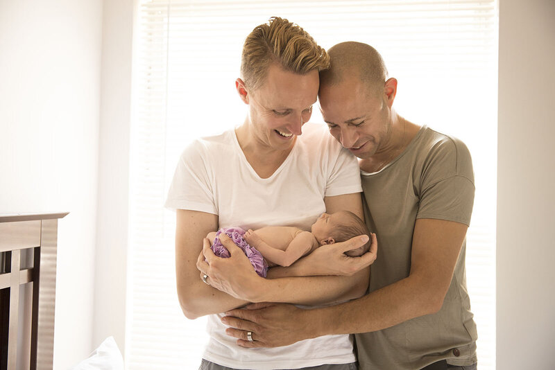 Stunning newborn session German dads