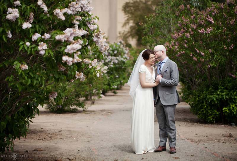 Spring Wedding Photos in City Park at Denver Museum of Nature and Science