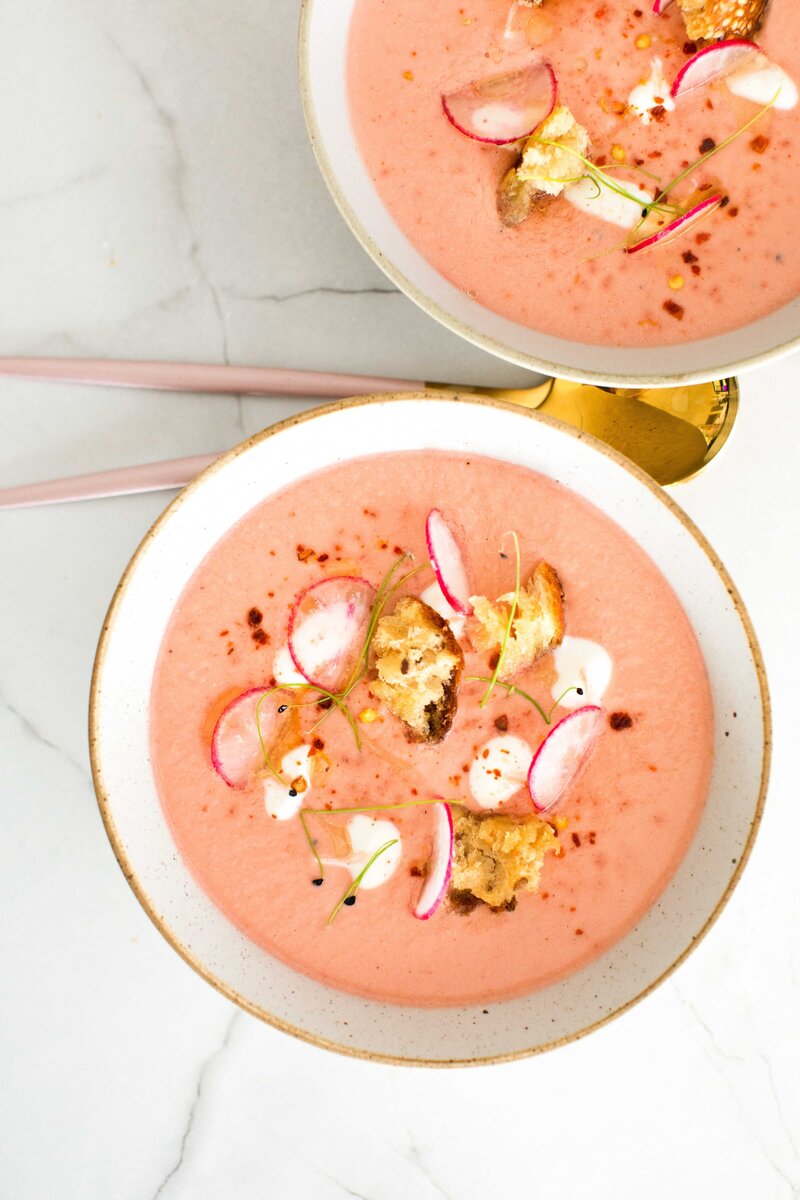 Pink smoothie bowl