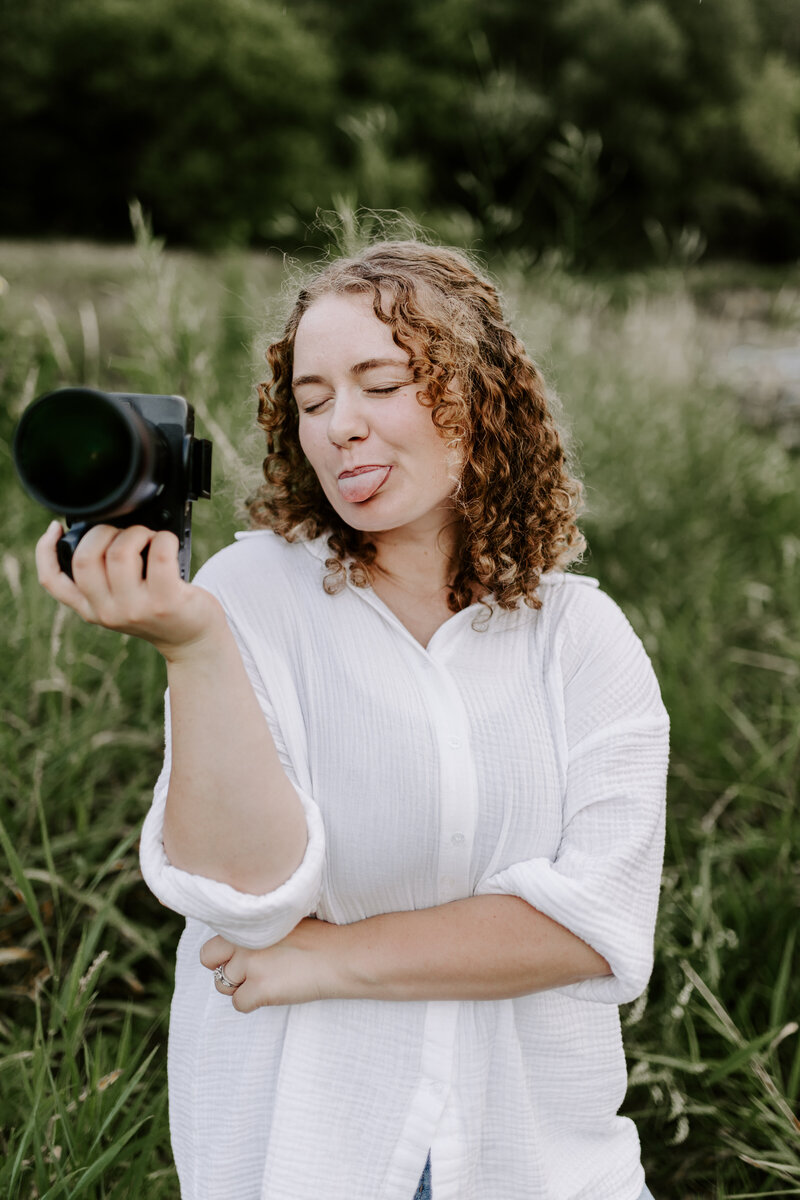 Meet Samantha Burke, your local Minnesota elopement photographer