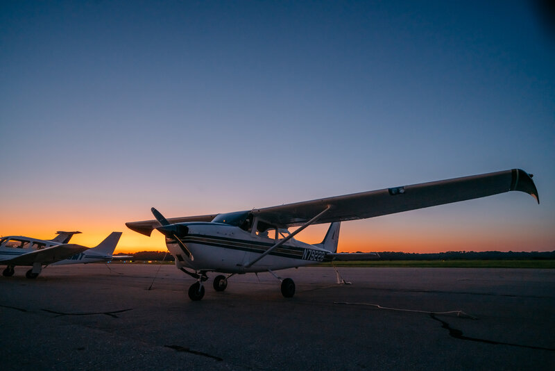 SkyHawk N79228. Cessna 172k. Photo by Philip Casey
