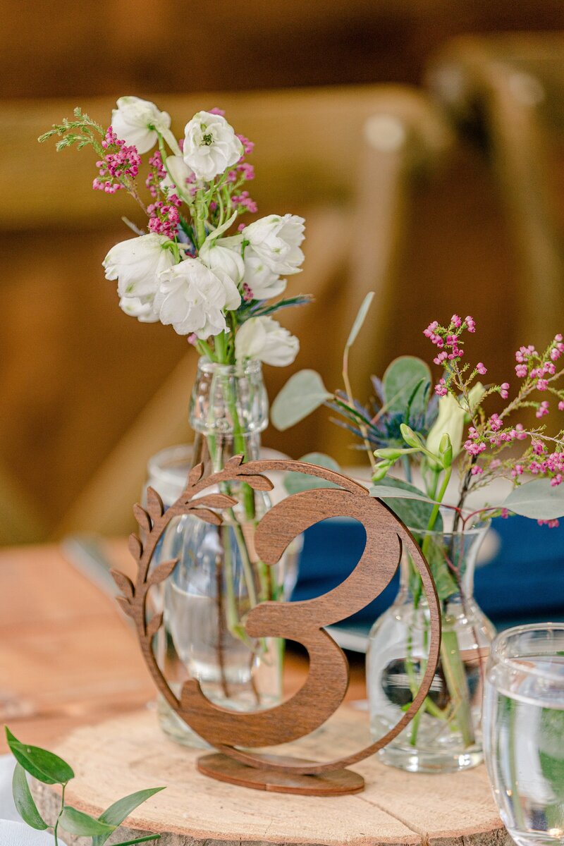 vibrant-farm-wedding-in-waterford-virginia-00040