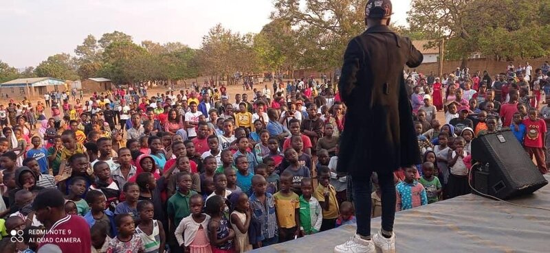 PHOTO-2022-08-21-23-34-39