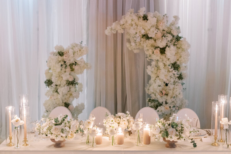 toronto-wedding-photographer-richelle-hunter-michael-bianca-liuna-station-Kendon Design Co. GTA Niagara Florist Wedding Planner-873