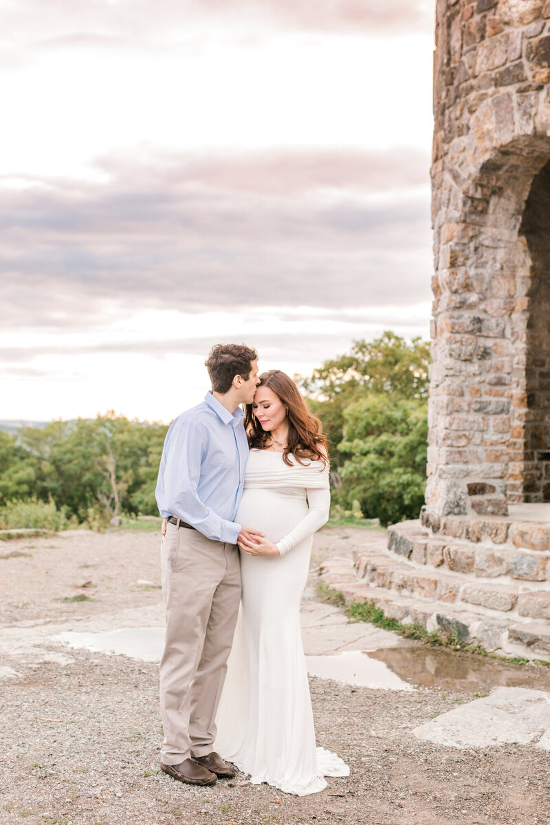 Andrea Simmons Photography pregnant and maternity photos mom and baby expecting maine light and airy soft beautiful portraits MaternityWebsite-11