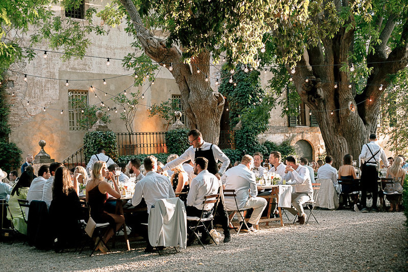 wedding dinner in chateau robernier south of france
