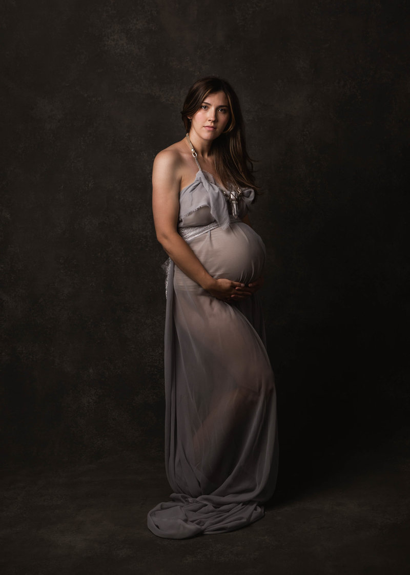 Sky 9 Studio | Fine art fashion style maternity photo, serious and dramatic portrait