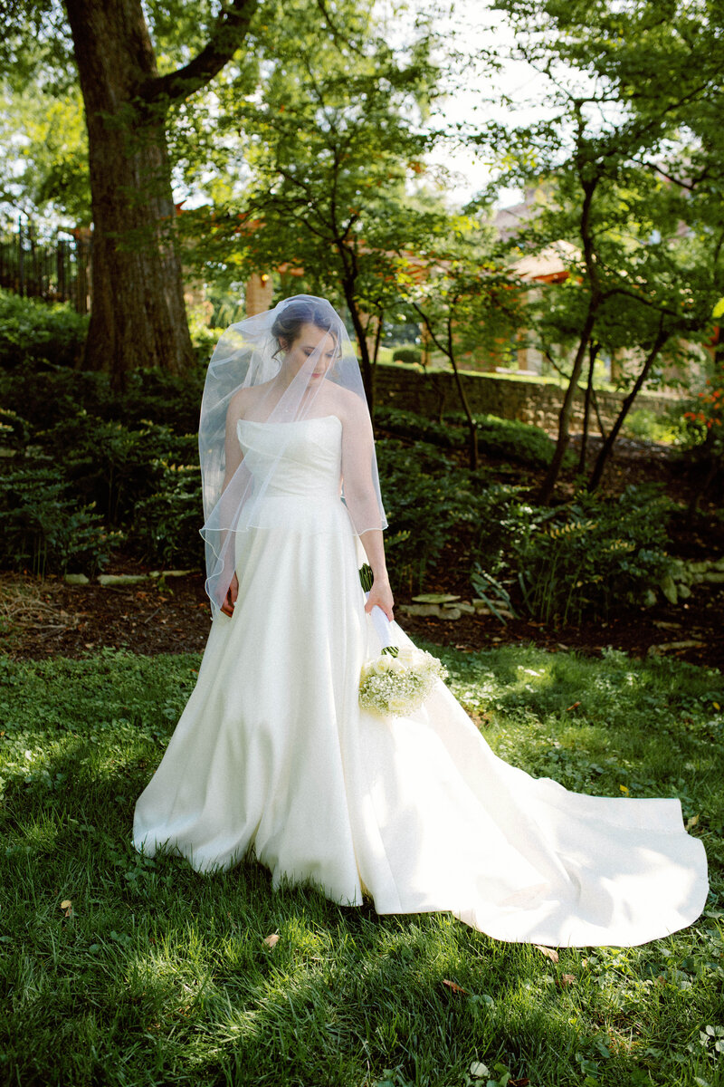 EmilyAmbie Photography-documentary wedding at carnahan memorial garden00013