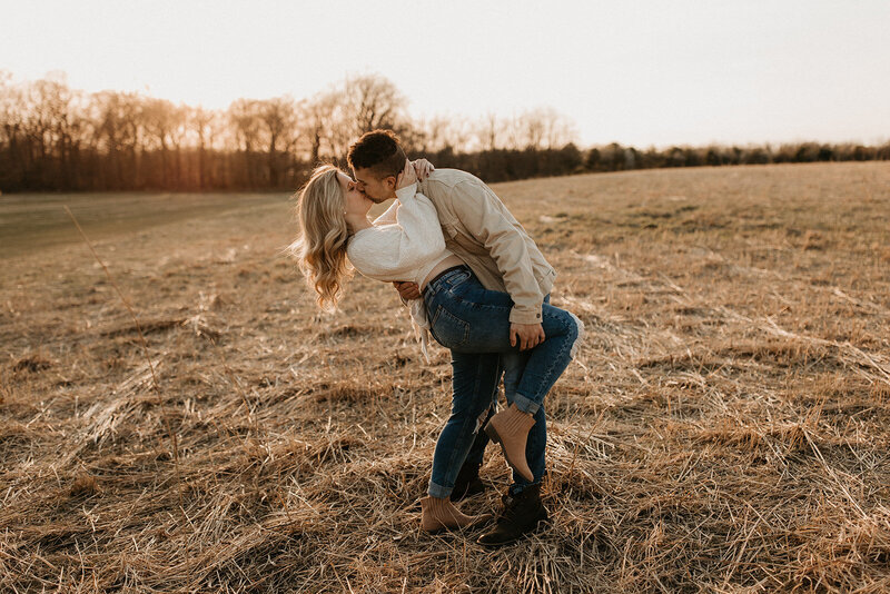 022_Emily_Tim_Couples_Session_3.22.22-139