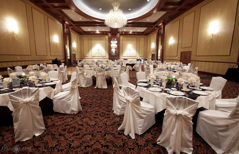 Denver-Athletic-Club-Huge-Ballroom-Wedding-Reception-Venue-in-Colorado