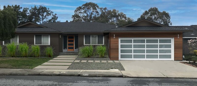 warm dark modern california ranch exterior design