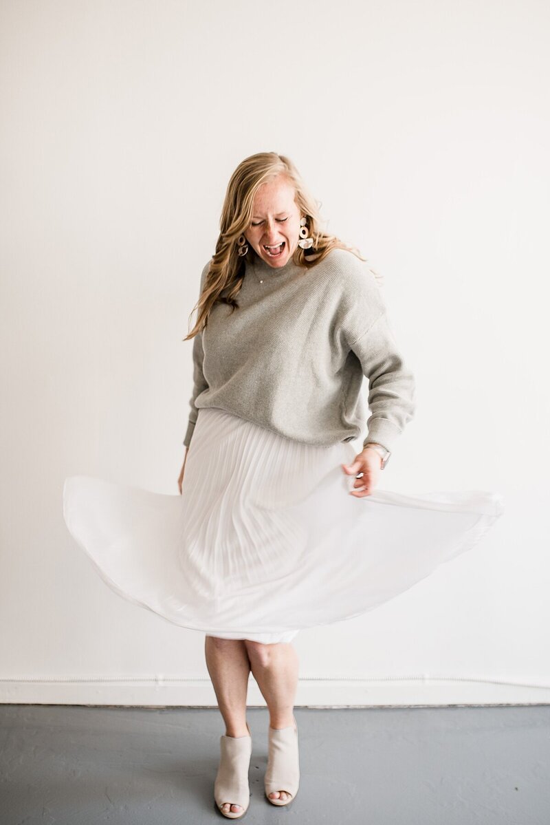 twirling flowy skirt by Knoxville Wedding Photographer, Amanda May Photos