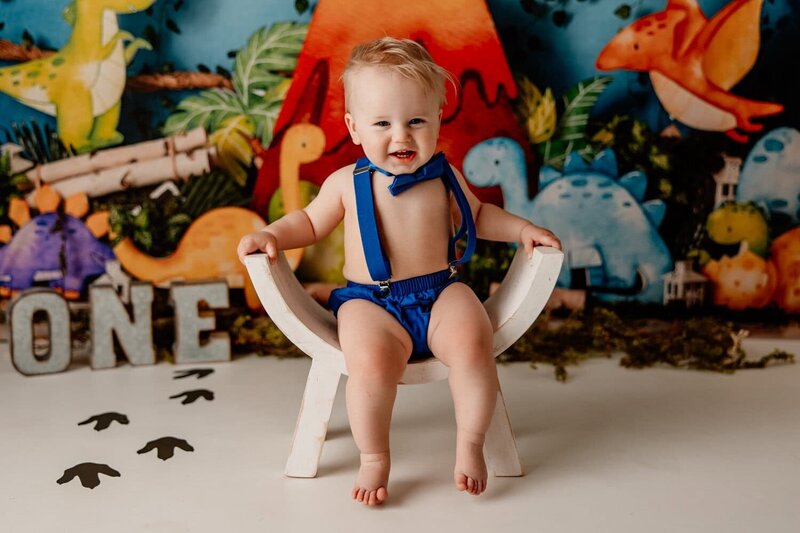 grafton cake smash photographer, Milwaukee cake smash photography, first birthday photography packages