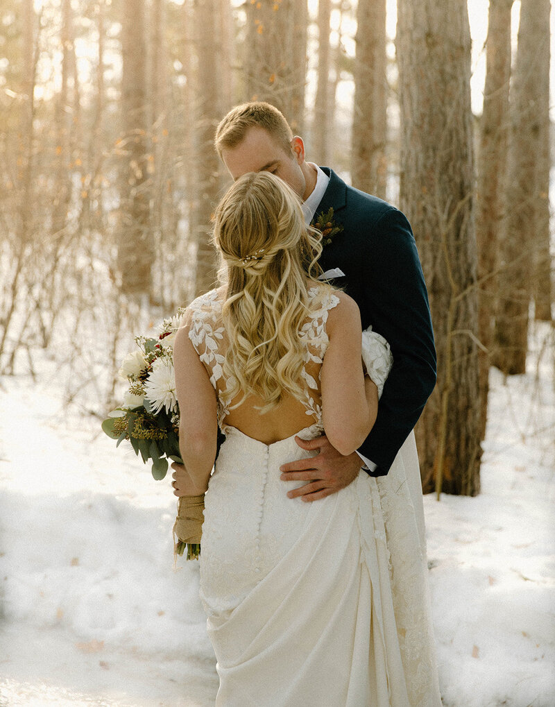 Despite the cold, this couldn't have been a more perfect wedding day for the Minnesota couple.