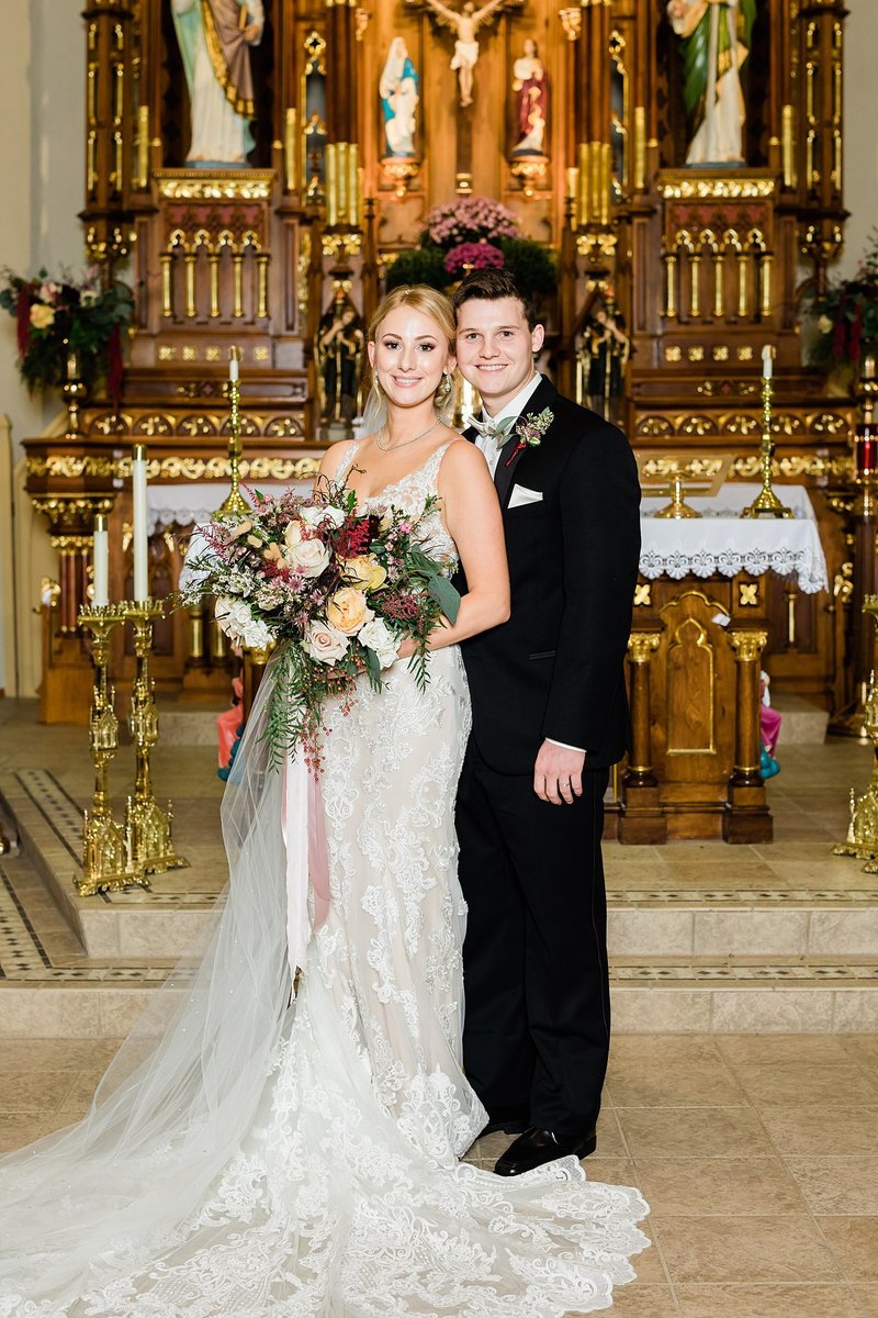 36-Wisconsin-Classic-Country-Club-Catholic-Wedding-James-Stokes-Photography