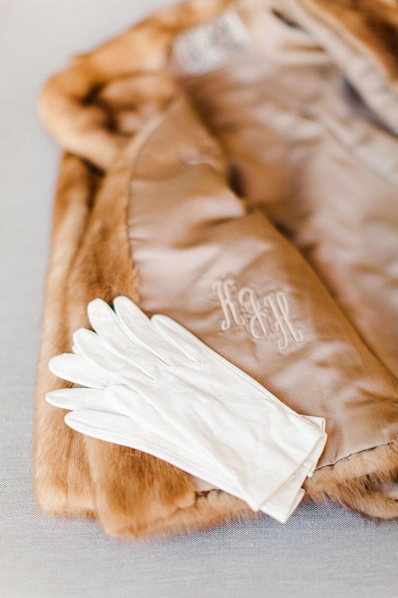 gloves and faux fur by Knoxville Wedding Photographer, Amanda May Photos