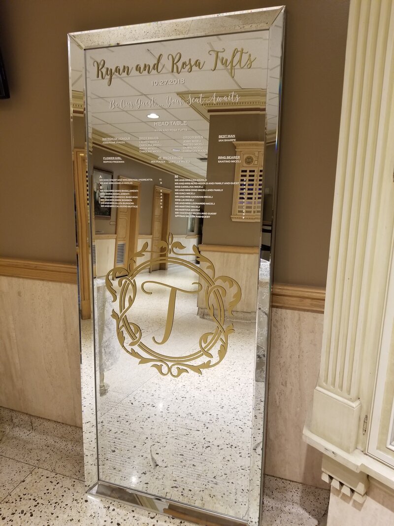 gold - white - mirror seating plan