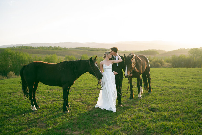 colorado elopement photography in crested butte, bride and groom horseback riding