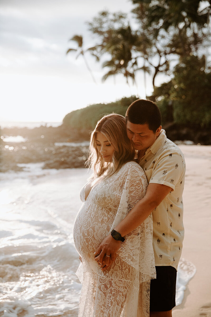 Makena Cove Maternity Session Moorea Thill Photography-74