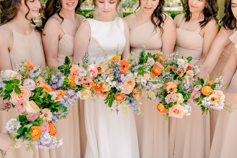 vibrant-catholic-wedding-in-reston-virginia-00004