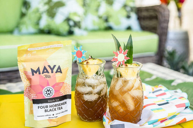 southen-sweet-Tea-in-unique-pineapple-glasses-sun-stir-sticks-maya-four-horseman-black-tea