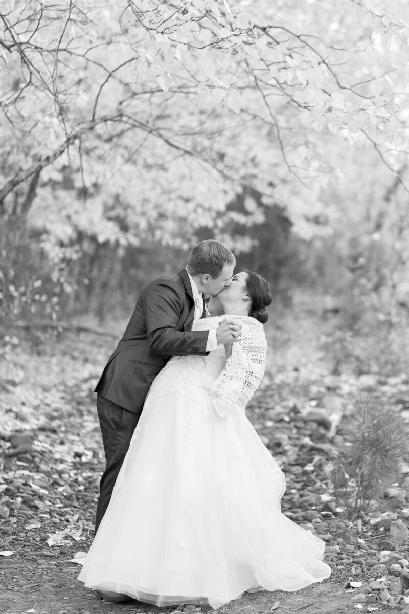 American Homestead Wedding by Spokane Wedding Photographer Taylor Rose Photography-67