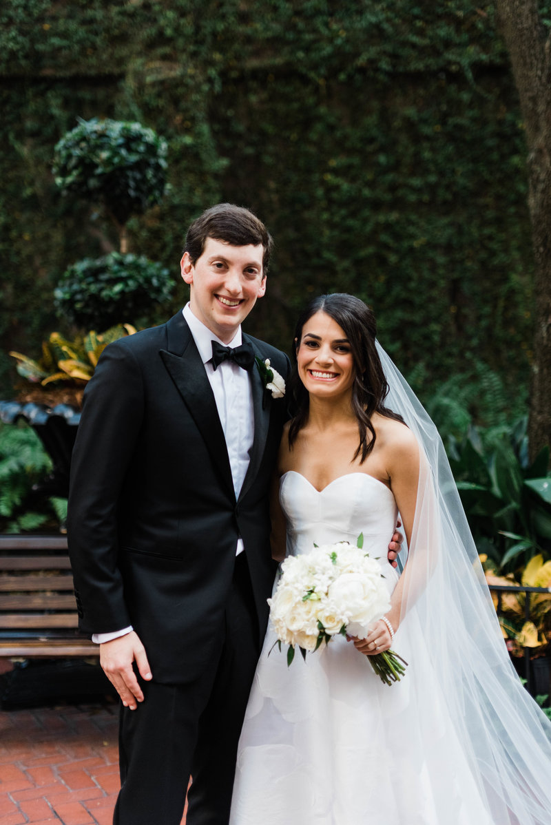 Anna + Aaron-New-Orleans-Museum-of-Art-Wedding_Gabby Chapin Photography_00194