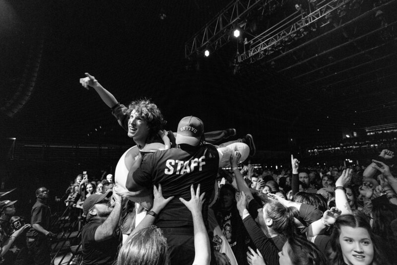 Neck Deep Crowd-1-3